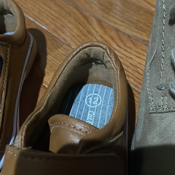 Cat & Jack - Boys shoes 2 pairs - Picture 2 of 6